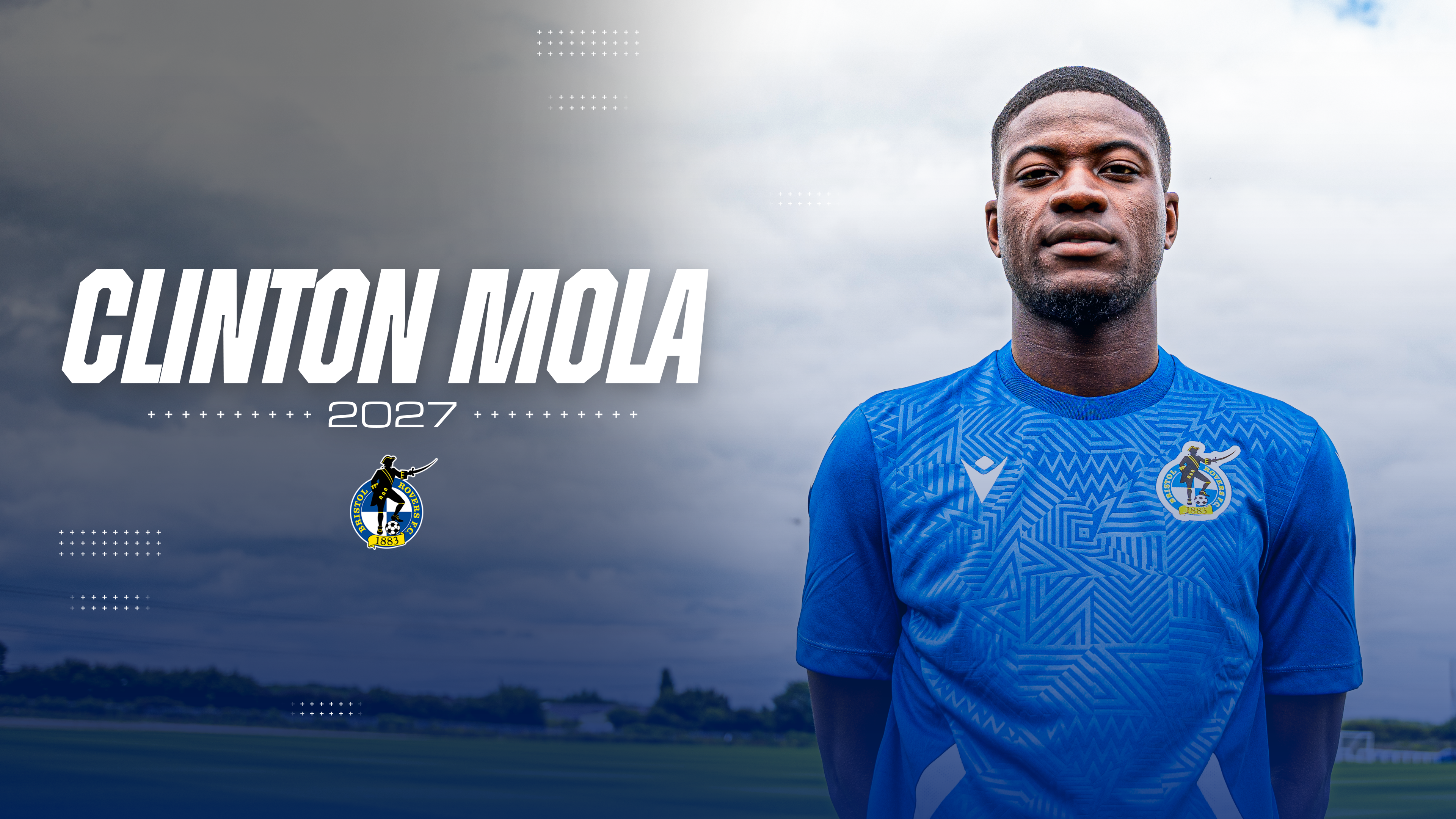 Clinton Mola signs for Bristol Rovers