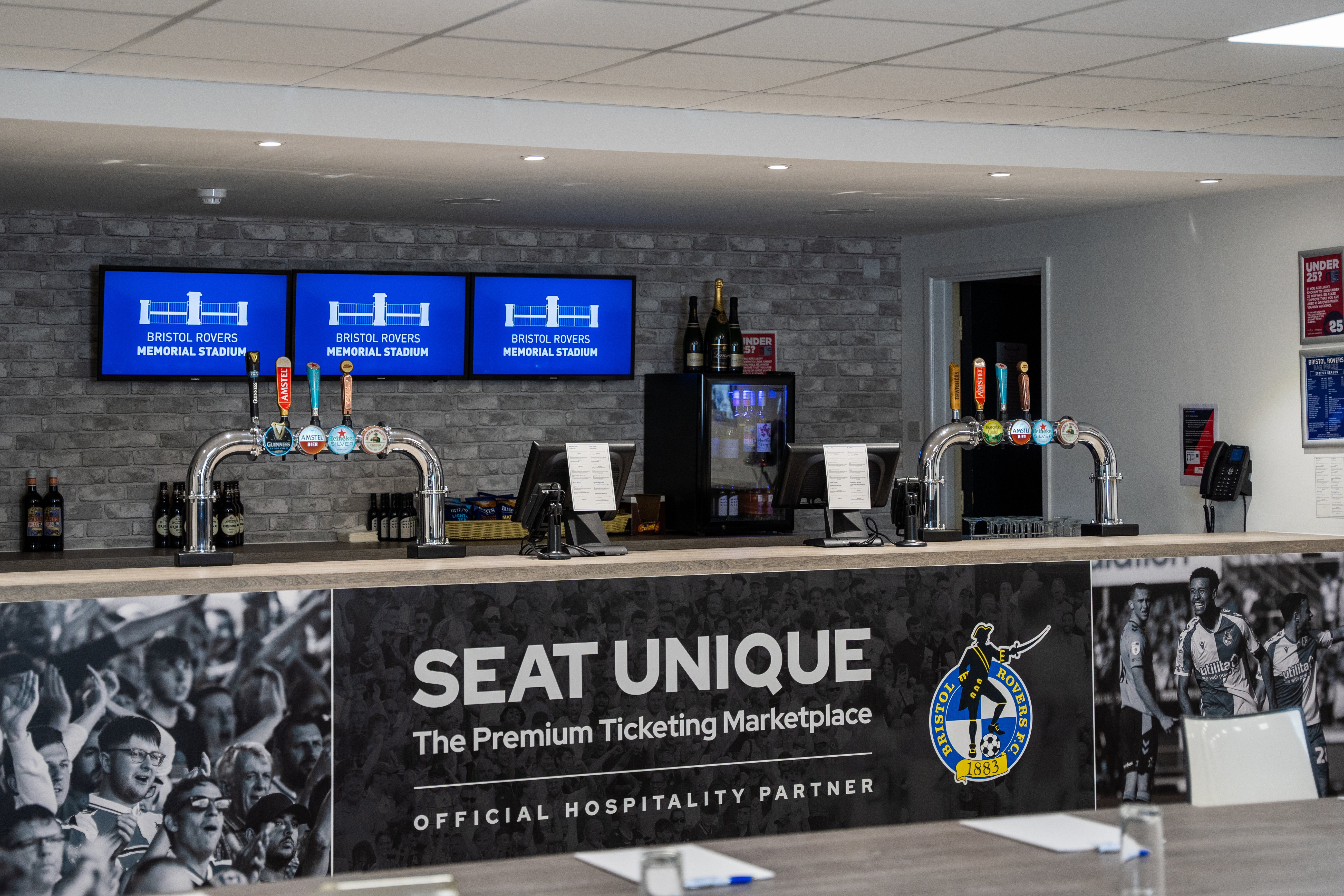 Seat Unique Suite 2025/26