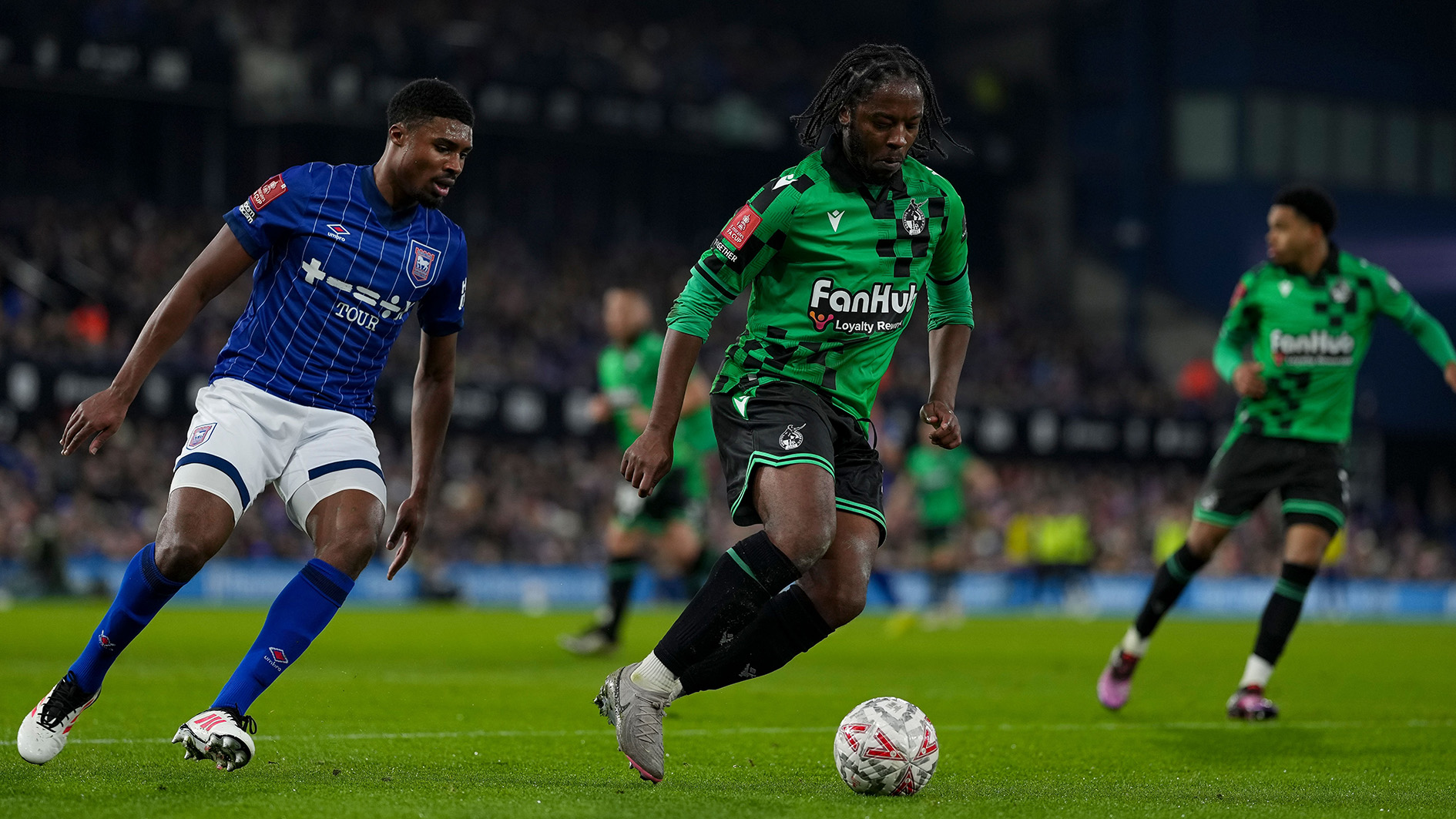 Romaine Sawyers