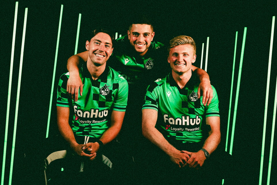 Unveiled | The 2024/25 Bristol Rovers Away Kit