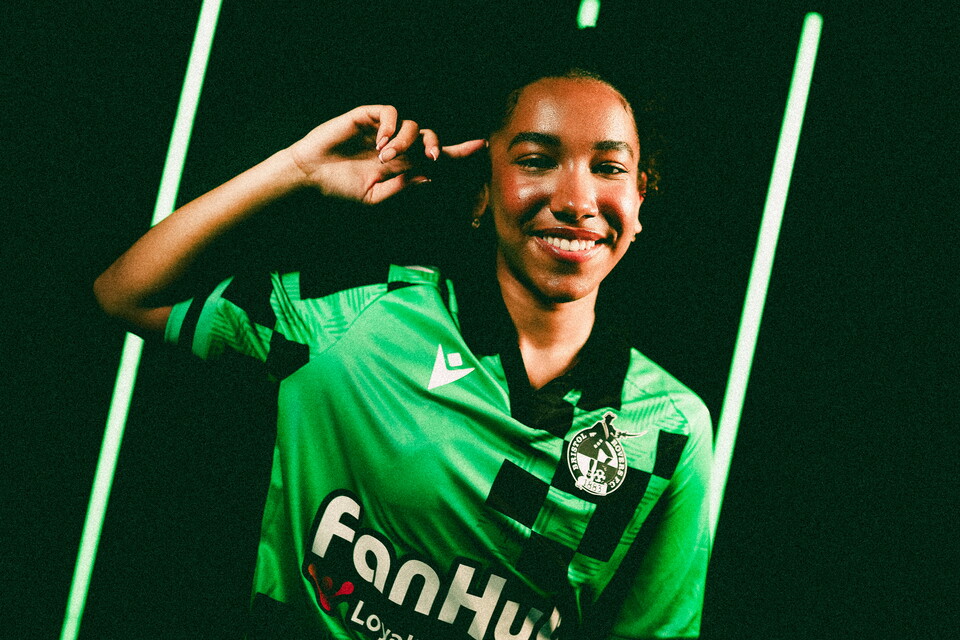Unveiled | The 2024/25 Bristol Rovers Away Kit