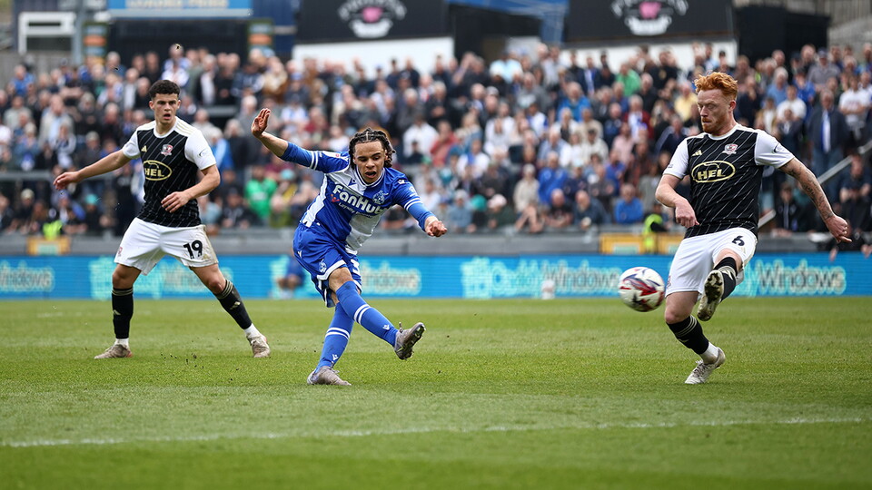 Kofi Shaw exeter city