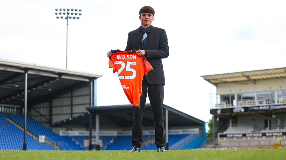 Gallery: Eight Academy Youngsters Sign Scholarships