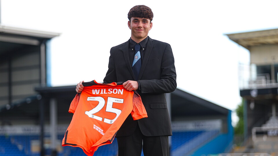 Gallery: Eight Academy Youngsters Sign Scholarships