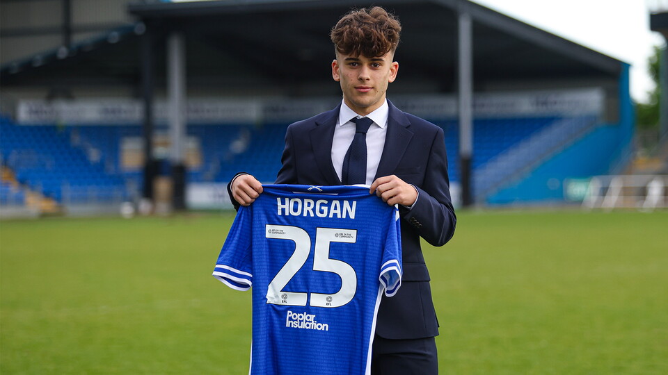 Gallery: Eight Academy Youngsters Sign Scholarships