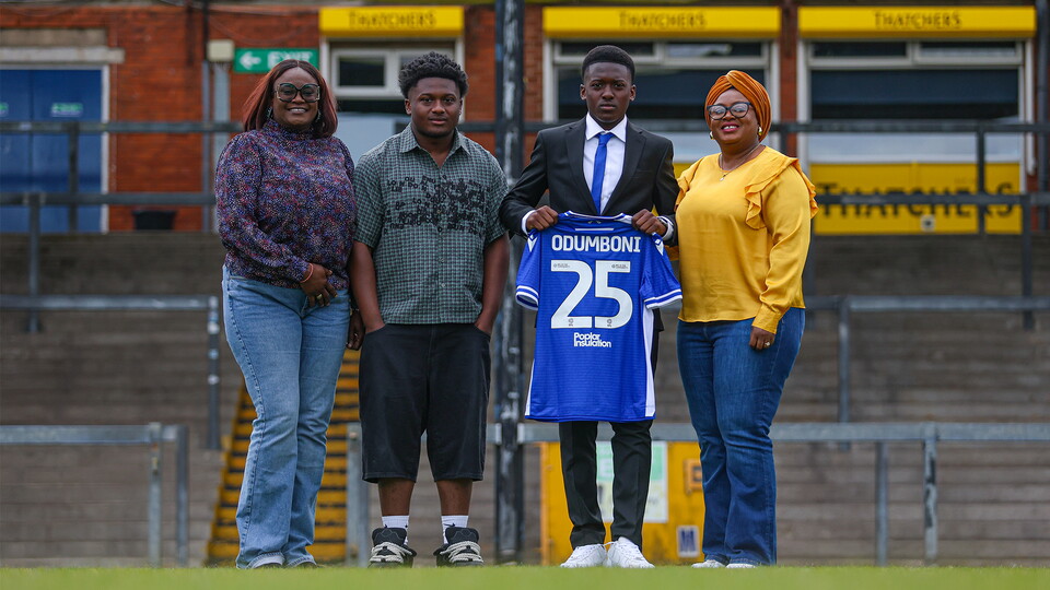 Gallery: Eight Academy Youngsters Sign Scholarships