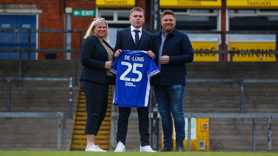 Gallery: Eight Academy Youngsters Sign Scholarships