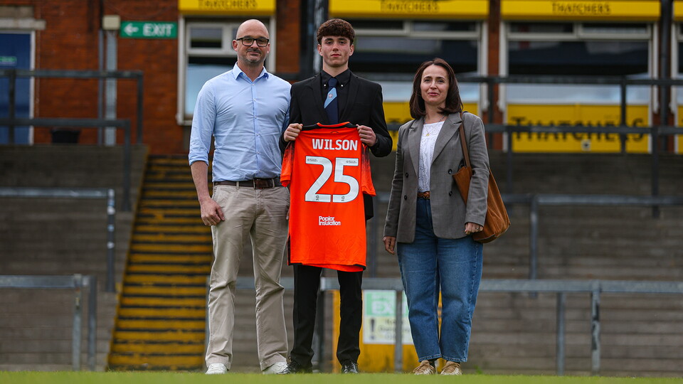 Gallery: Eight Academy Youngsters Sign Scholarships
