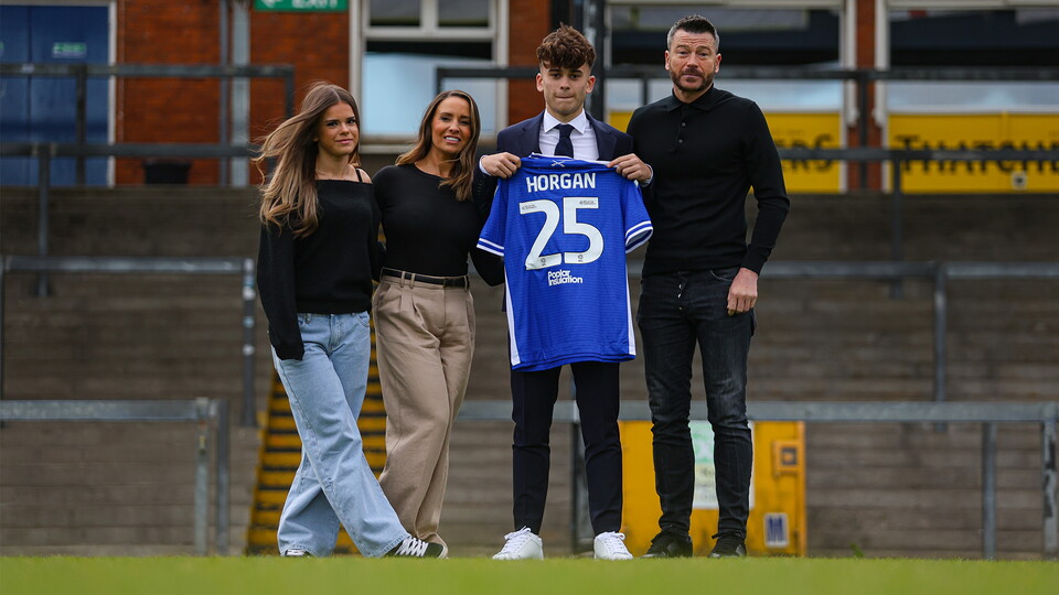 Gallery: Eight Academy Youngsters Sign Scholarships