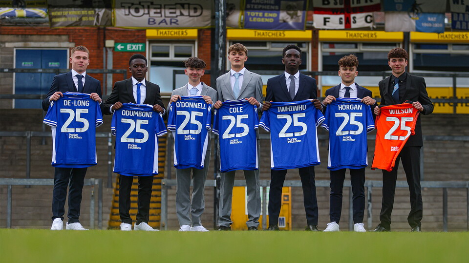 Gallery: Eight Academy Youngsters Sign Scholarships