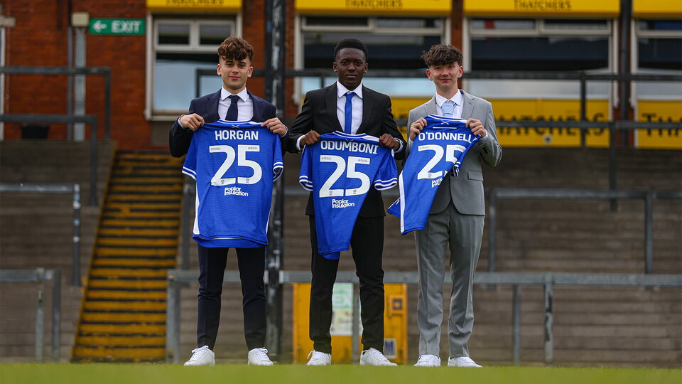 Gallery: Eight Academy Youngsters Sign Scholarships
