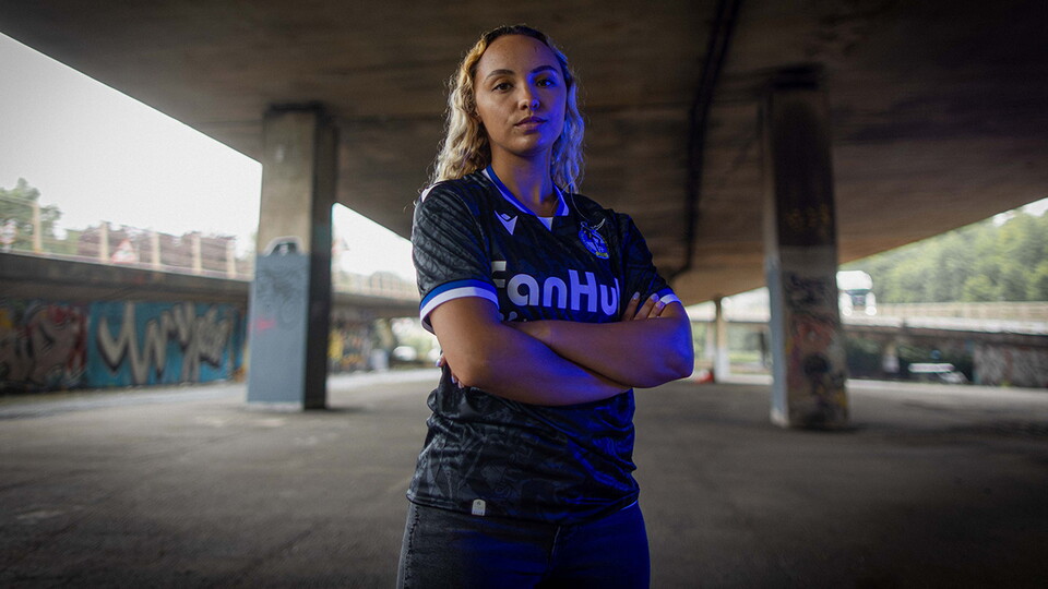 Introducing the 2025/26 Bristol Rovers Away Kit!