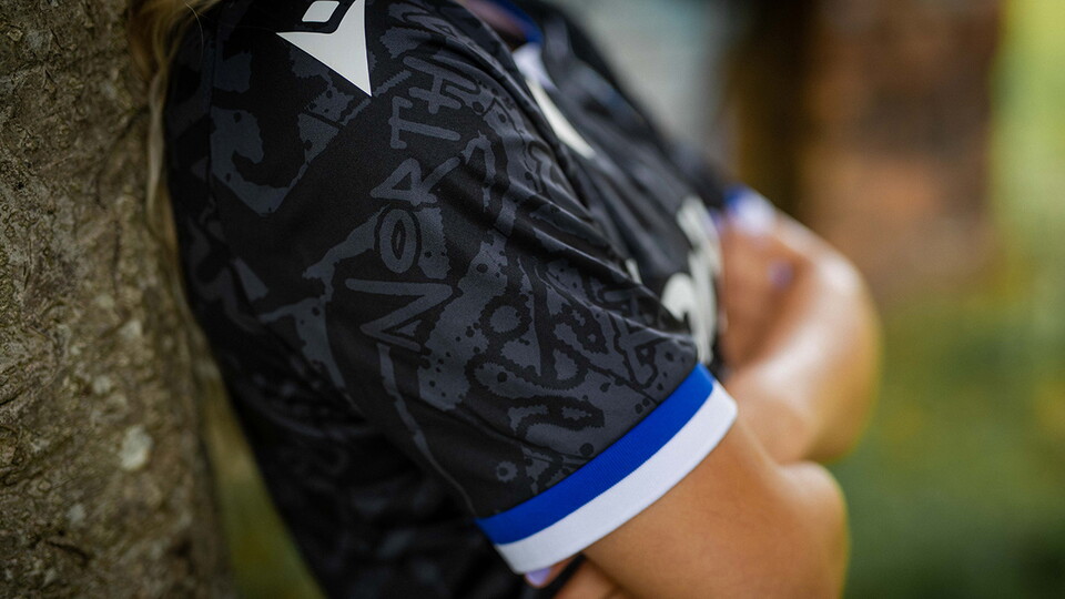 Introducing the 2025/26 Bristol Rovers Away Kit!