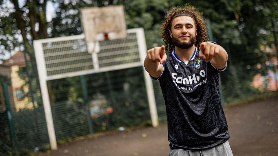Introducing the 2025/26 Bristol Rovers Away Kit!