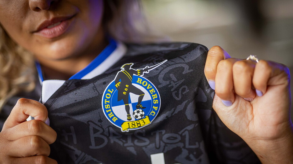 Introducing the 2025/26 Bristol Rovers Away Kit!