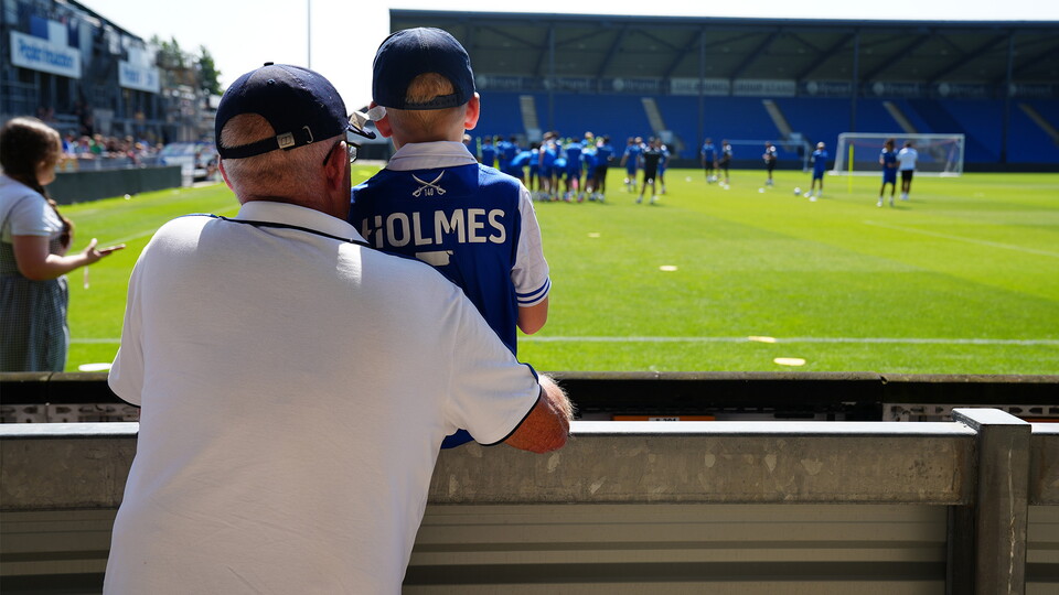 Gallery: Open Training Session at The Mem!