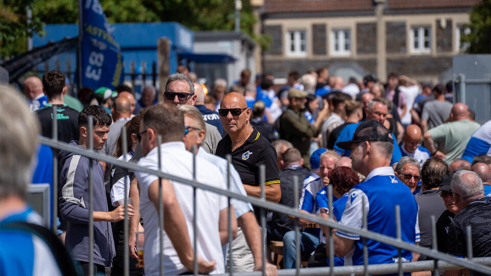 Fan Gallery: Bristol Rovers v Harrogate Town 