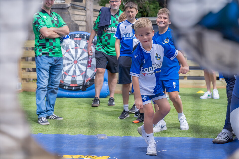 Fan Gallery: Bristol Rovers v Harrogate Town 