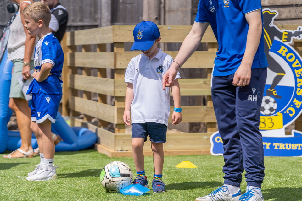 Fan Gallery: Bristol Rovers v Harrogate Town 