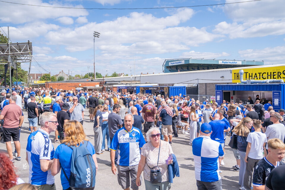 Fan Gallery: Bristol Rovers v Harrogate Town 