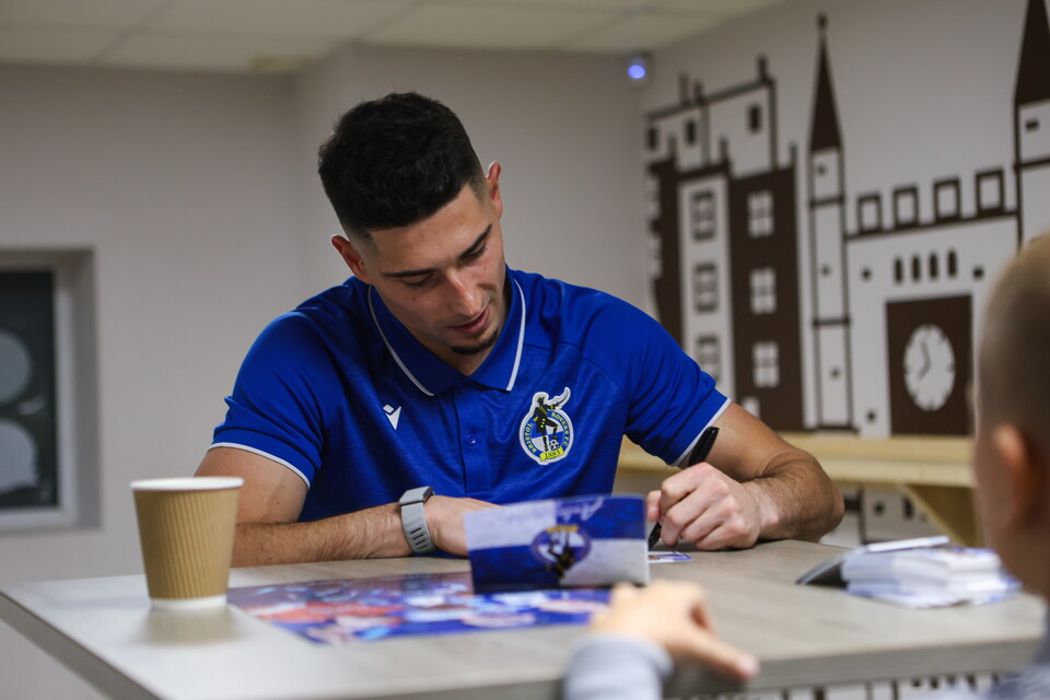 Autumn Half-Term Signing Event at The Memorial Stadium