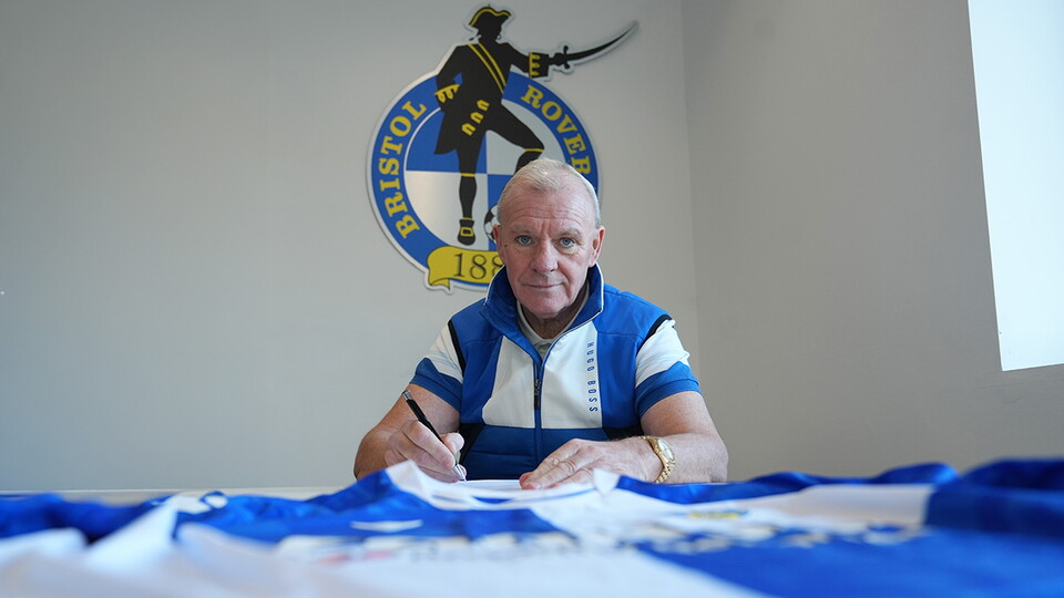Steve Evans contract
