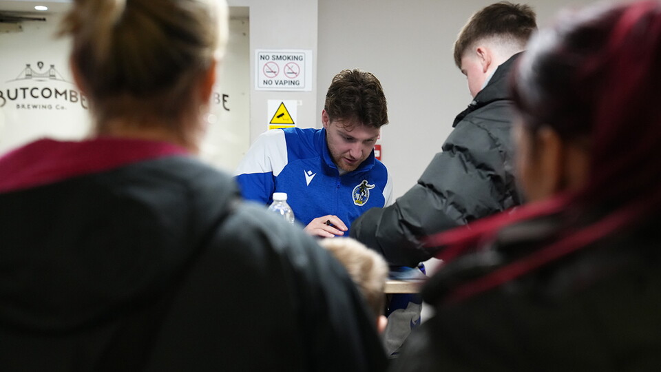 January signings meet supporters at Stadium Store!