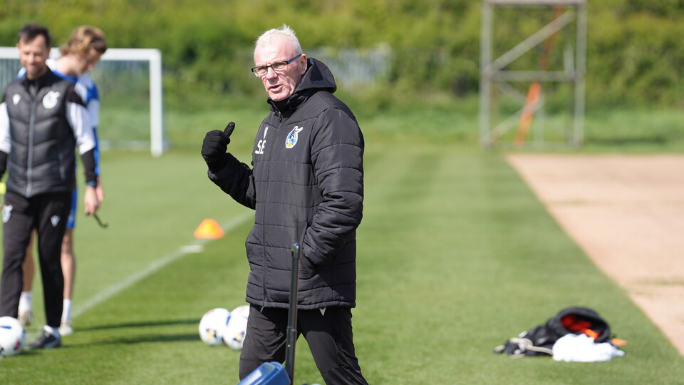 Steve Evans on the training pitch