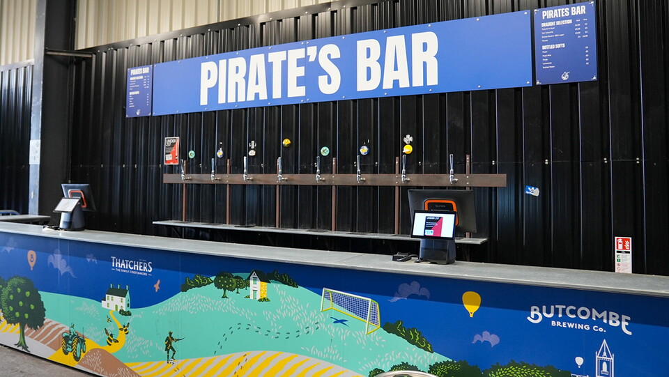 Southstandbar