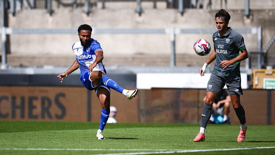 Grant Ward shoots against Cardiff City