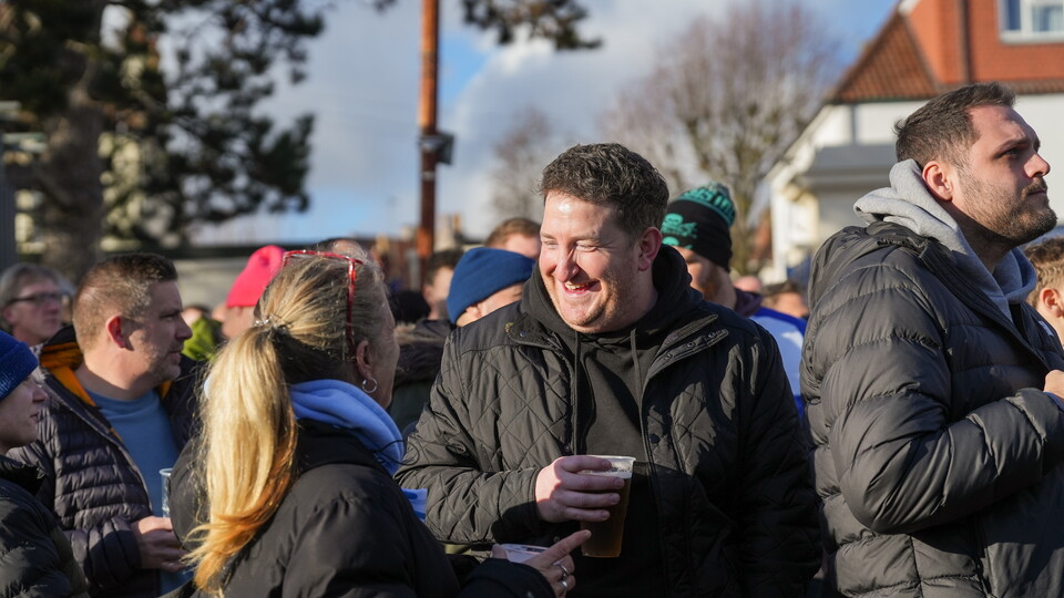 Fans drinking beer in Fanzone