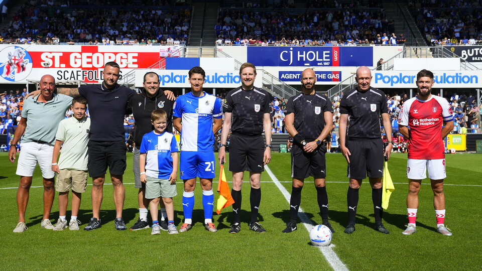 Matchday Sponsorship centre circle photo